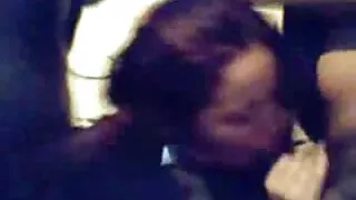 Une fille affectueuse avec un joli visage se fait video porno amateur français gratuit baiser dans la bouche dans un film porno sale