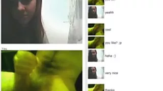 Une lesbienne insatiable lèche la video x amateur français gratuit chatte de sa copine comme une folle