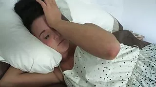 La salope blonde salée film porno amateur français Laura Lemos se fait double pénétrer avec un gode et un vrai pénis