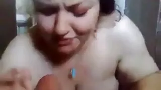 Adorable brune aux seins video porno amateur français gratuit naturels Annie Cruz se caresse avec des jouets sexuels
