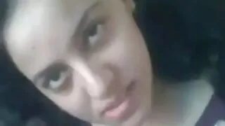 Cet homme film x amateur francais aime manger la sexy Lexi Ward et baiser sa bouche