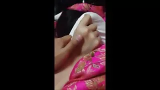 maman blonde aux video porno amateur français gratuit longues jambes avec de gros seins suce la saucisse sucrée de son mec