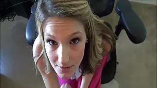 Une maîtresse insatiable gifle sa stupide servante video xxx amateur francais