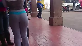 Une fille film x amateur hard complètement nue invite à pénétrer sa gorge profonde et sa chatte humide Vidéo POV