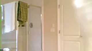 Salope adolescente aux cheveux noirs avec film x français amateur des nattes souffle la douce bite de son homme